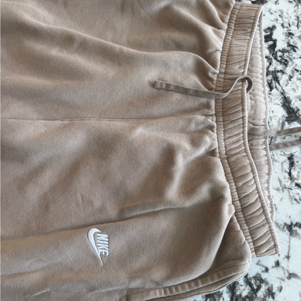 Nike Beige Sweatpant Joggers